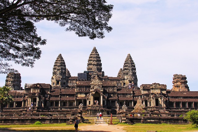 Phnom Penh - Siem Reap